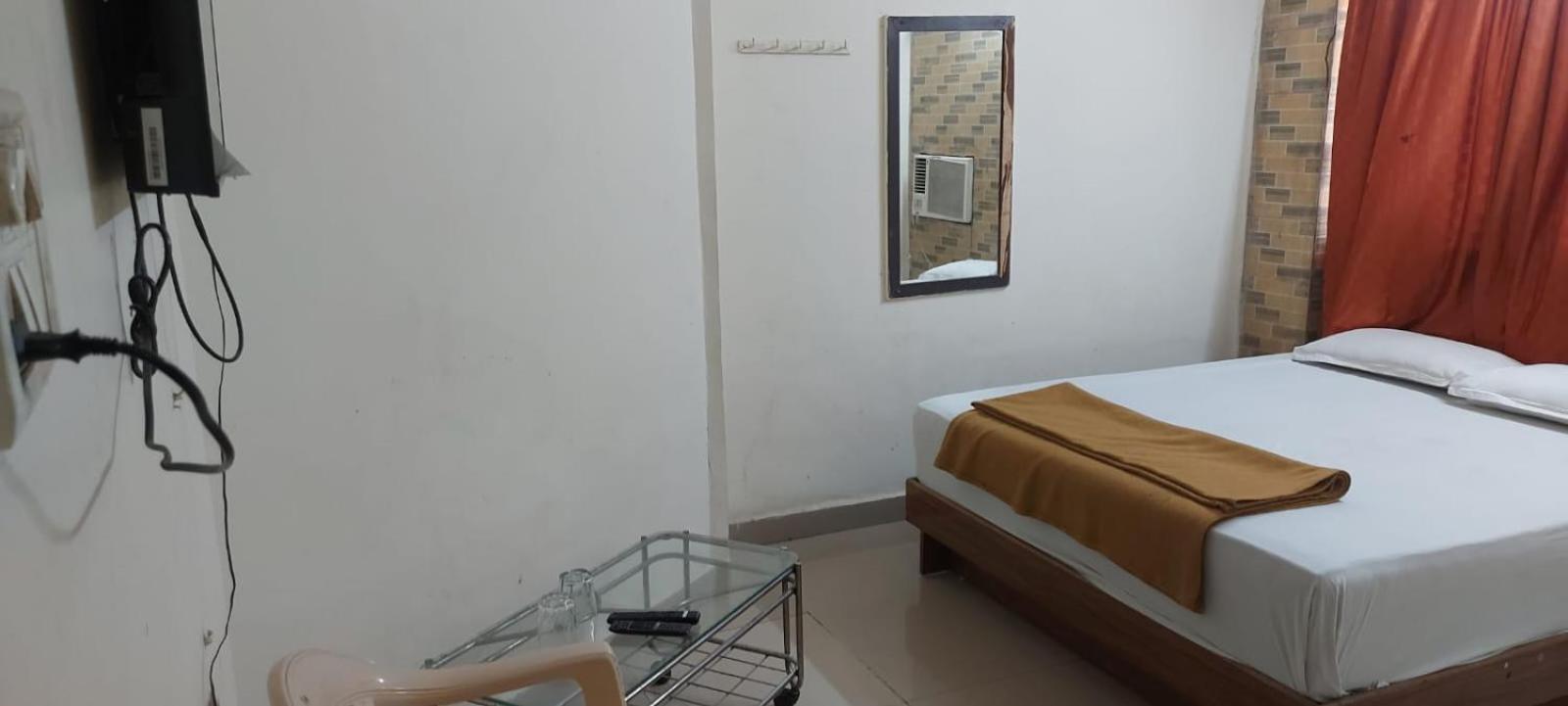 Glitz Hotels Sai Guest House - Nr Inorbit Mall Vashi Navi Mumbai Exterior photo